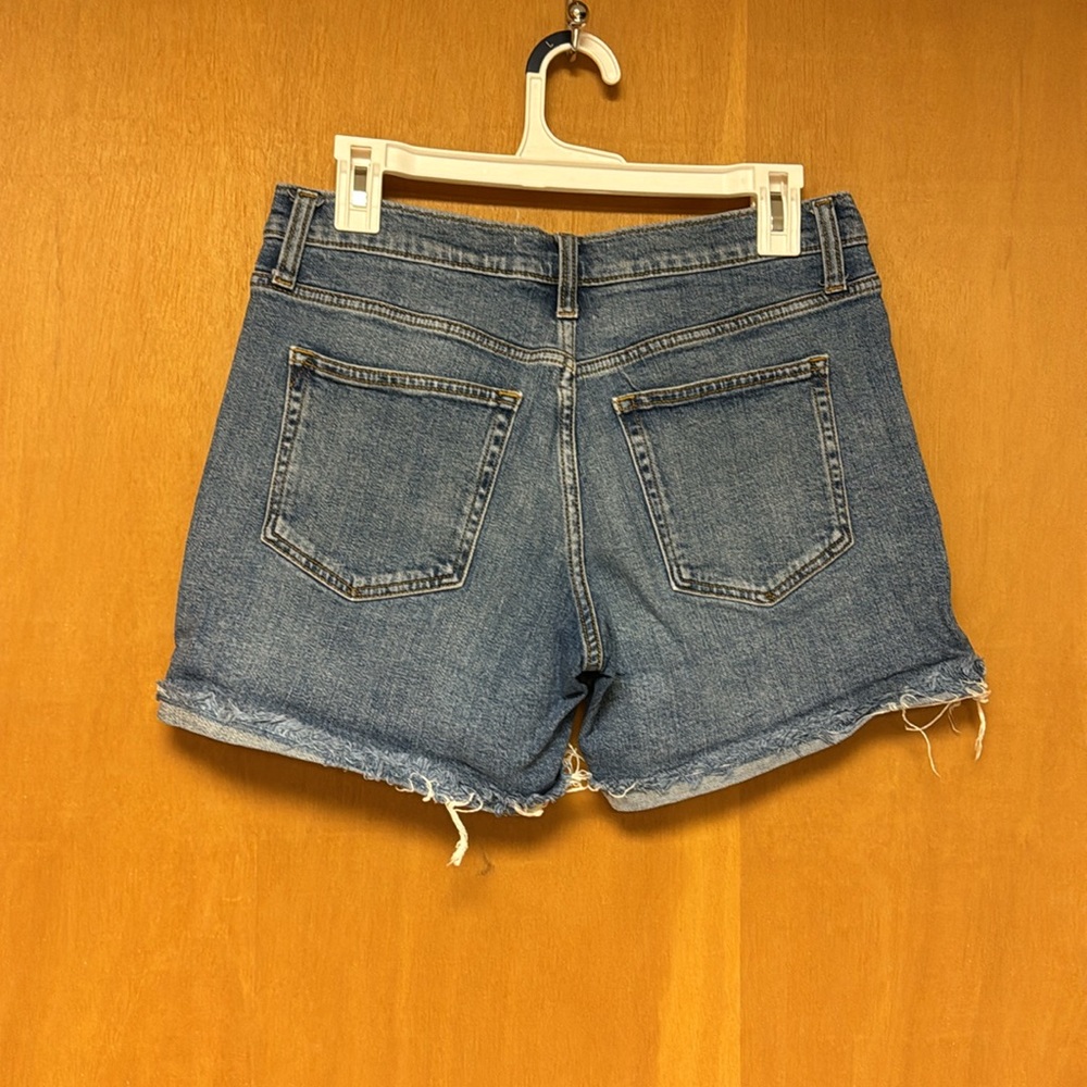 GAP 5” Jean shorts Size 29 - Picture 2 of 3